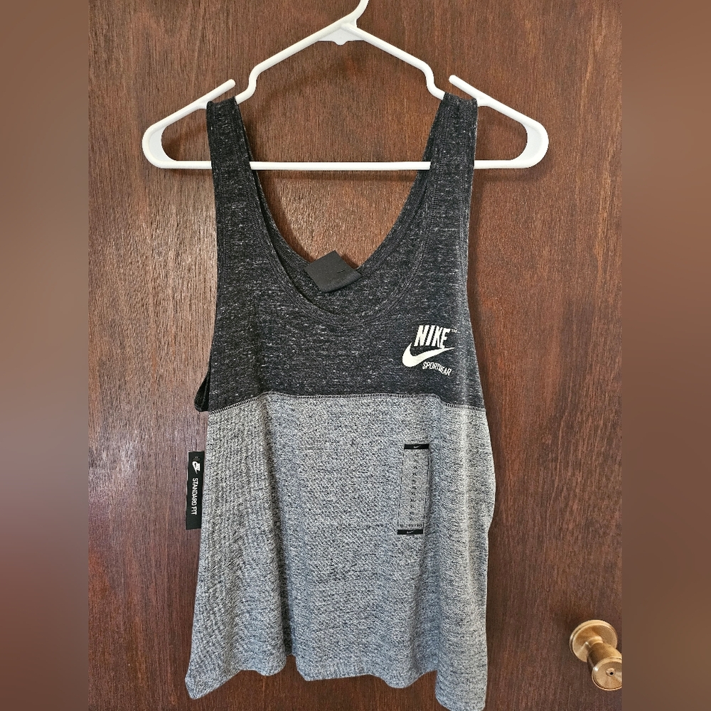 Nike tank top